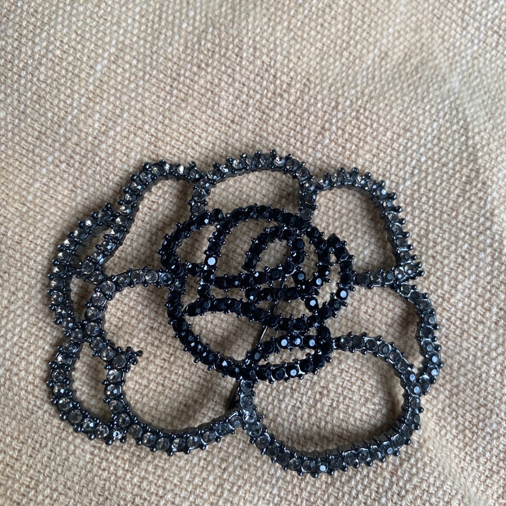 black n gray brooch